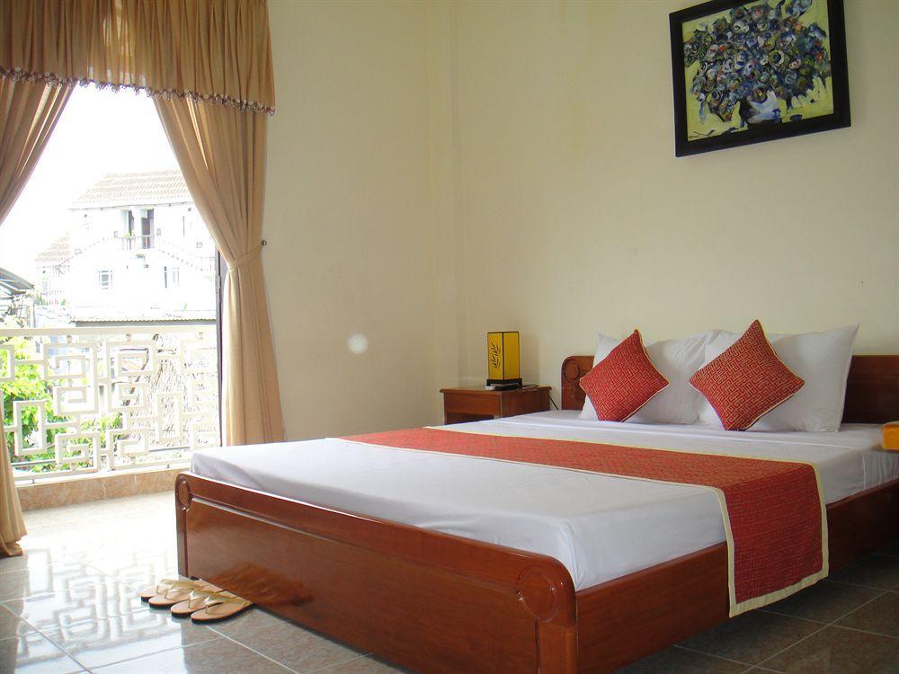 Bed Station Hostel & Pool Bar Hội An Buitenkant foto