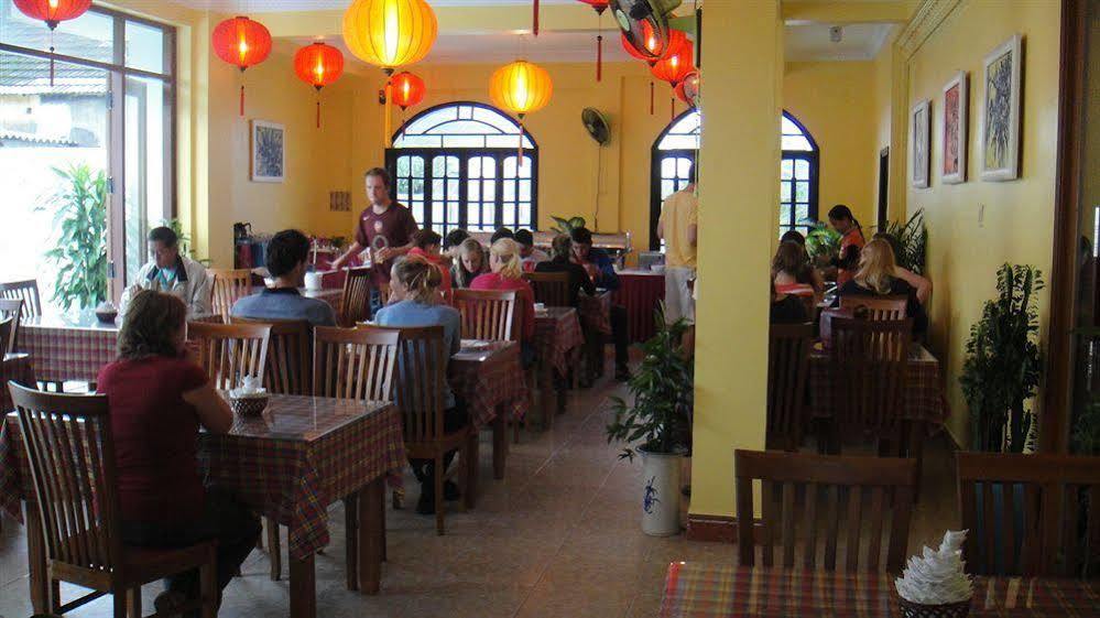 Bed Station Hostel & Pool Bar Hội An Buitenkant foto